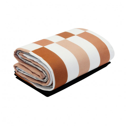 Circulo Picnic Rugs Folded 2